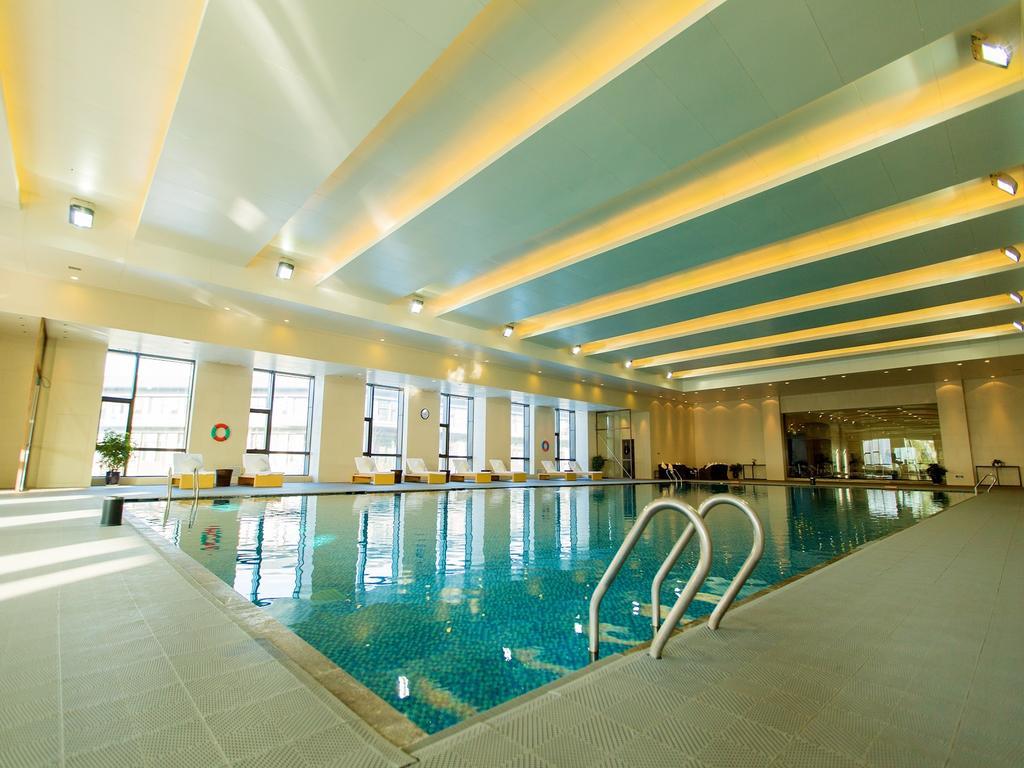 Primus Hotel Yinchuan Bagian luar foto
